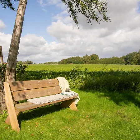 Kamilla's Cottage, 1 Km. From The