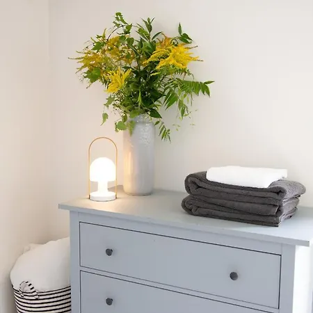 Feriehus Kamilla's Cottage, 1 Km. From The Stege