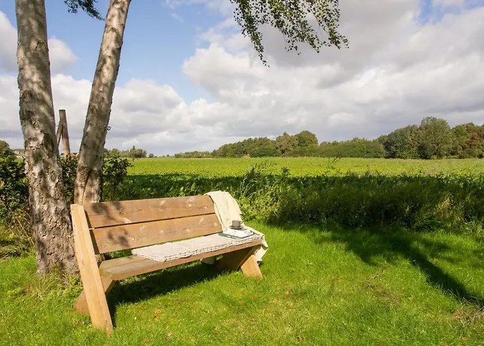 Kamilla's Cottage, 1 Km. From The
